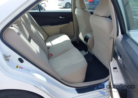 2014 Toyota Camry Le z USA, uszkodzony, nr VIN 4T1BF1FKXEU781661